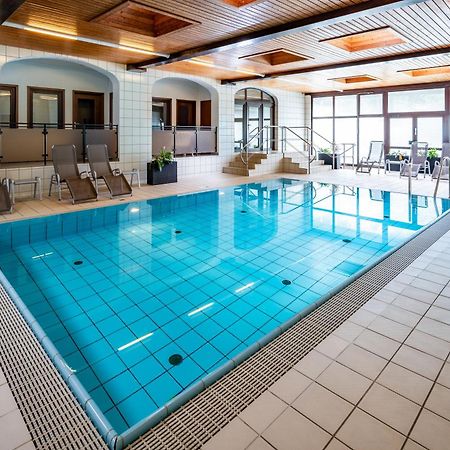 Hotel Zur Post ピルナ エクステリア 写真
