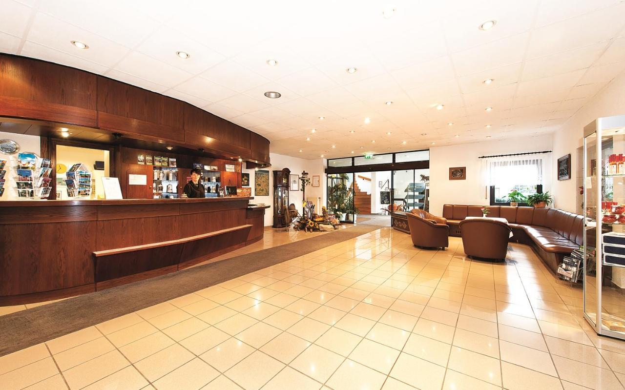 Hotel Zur Post ピルナ エクステリア 写真