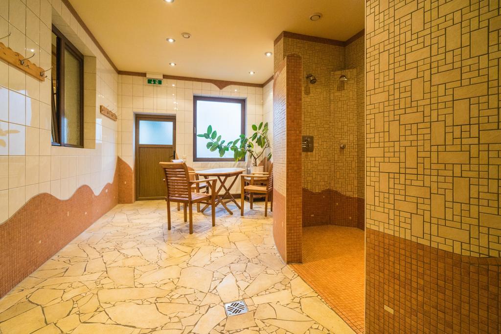 Hotel Zur Post ピルナ エクステリア 写真