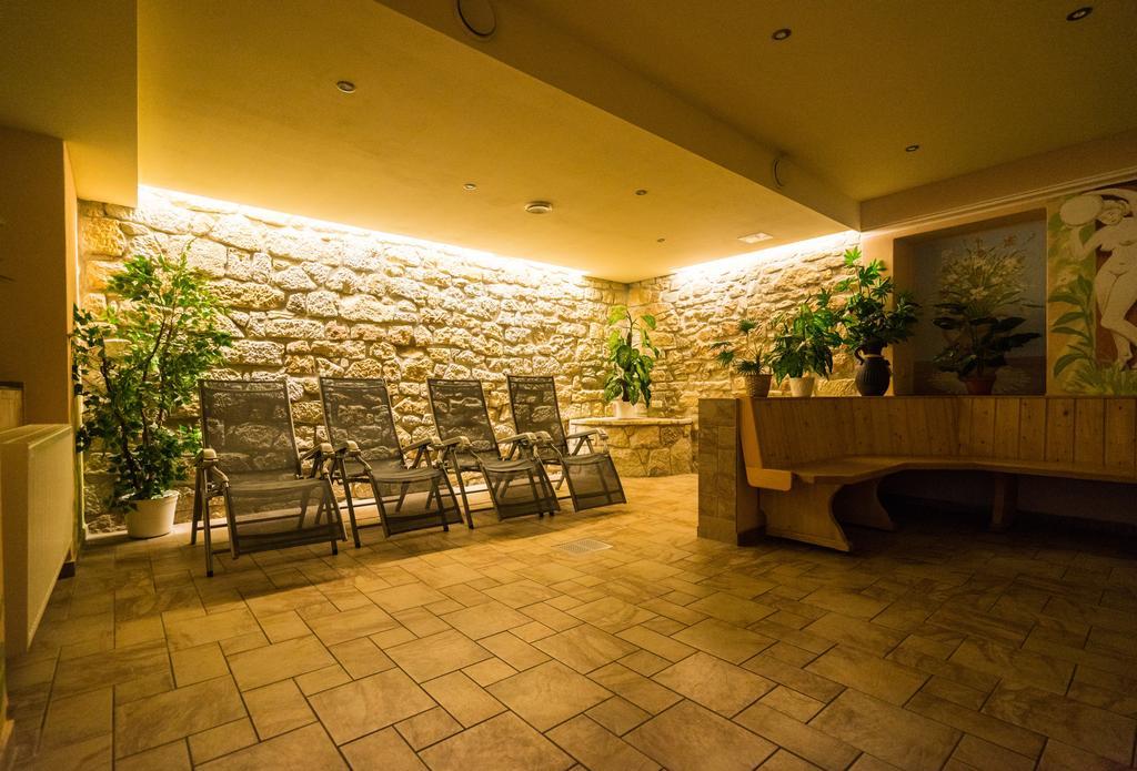 Hotel Zur Post ピルナ エクステリア 写真